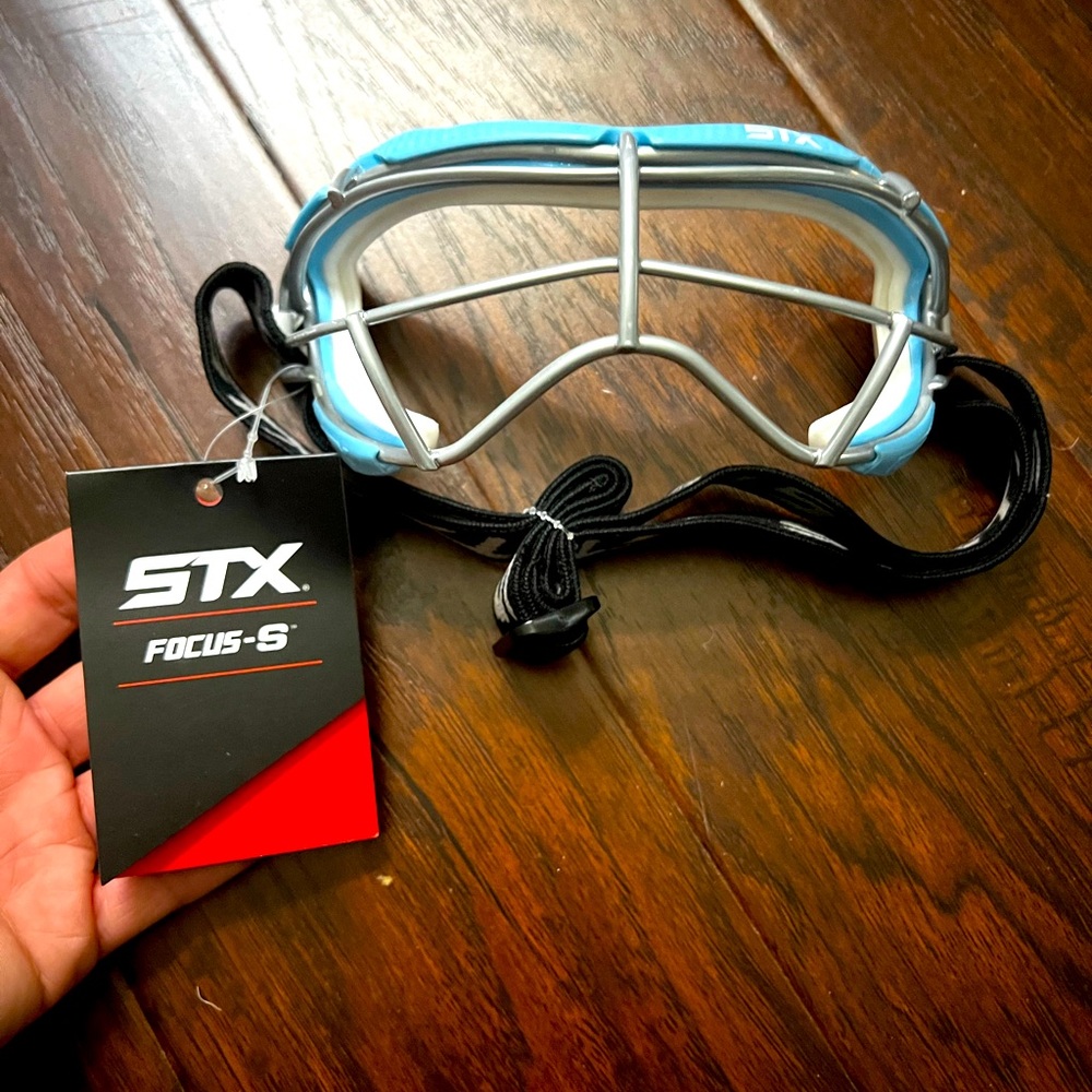 Stx women’s googles in Columbia blue.